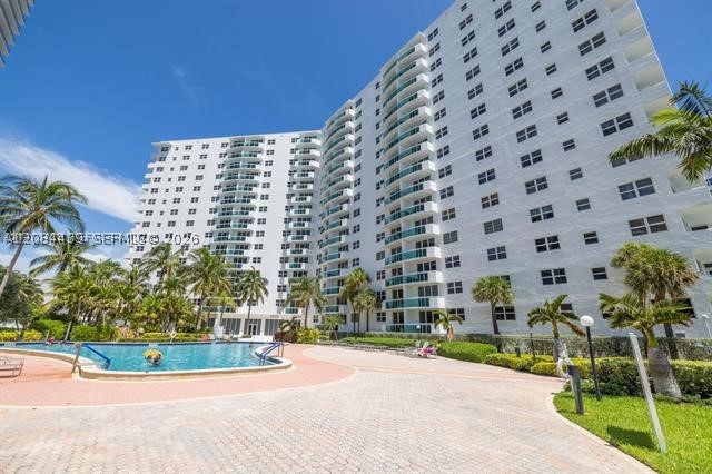 3001 S Ocean Dr 433 Property Photo 22