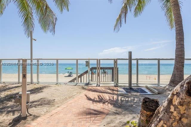 3001 S Ocean Dr 433 Property Photo 26
