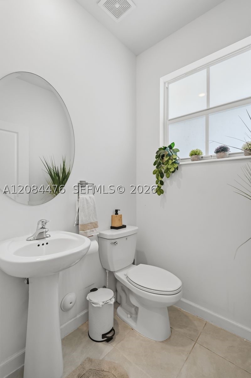 12117 Nw 23rd Ct Property Photo 12