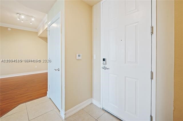 3001 Ne 185th St 615 Property Photo 4
