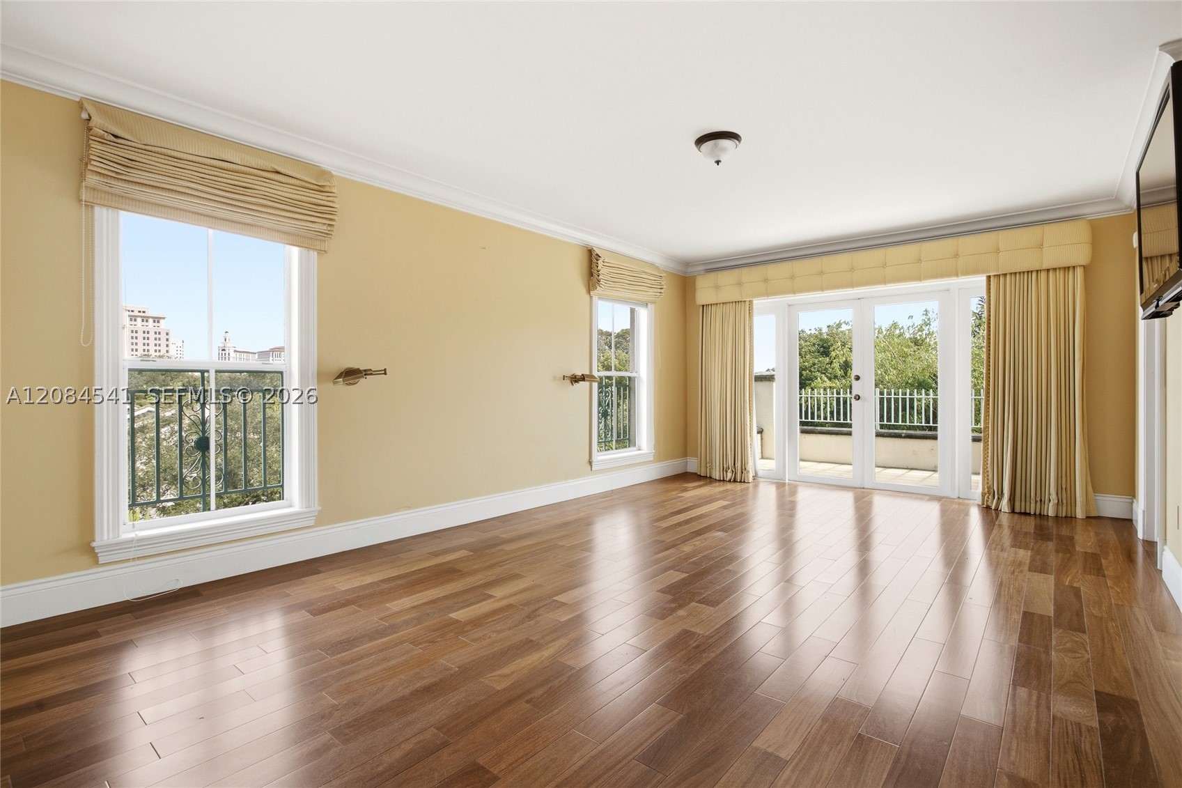 2600 Segovia St 703 Property Photo 13
