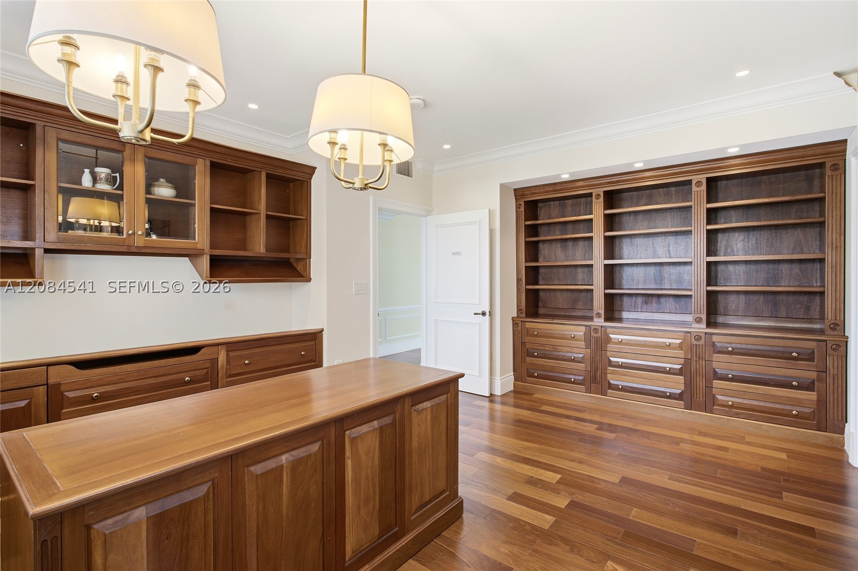 2600 Segovia St 703 Property Photo 21