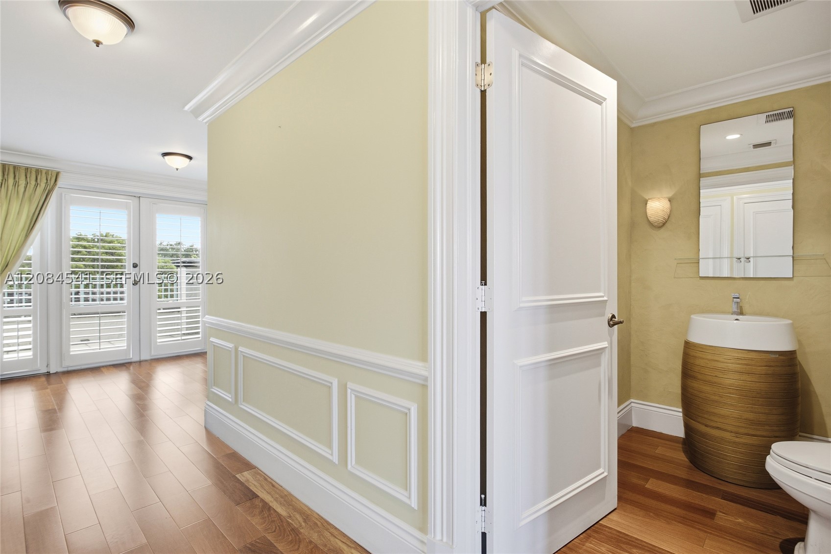 2600 Segovia St 703 Property Photo 27