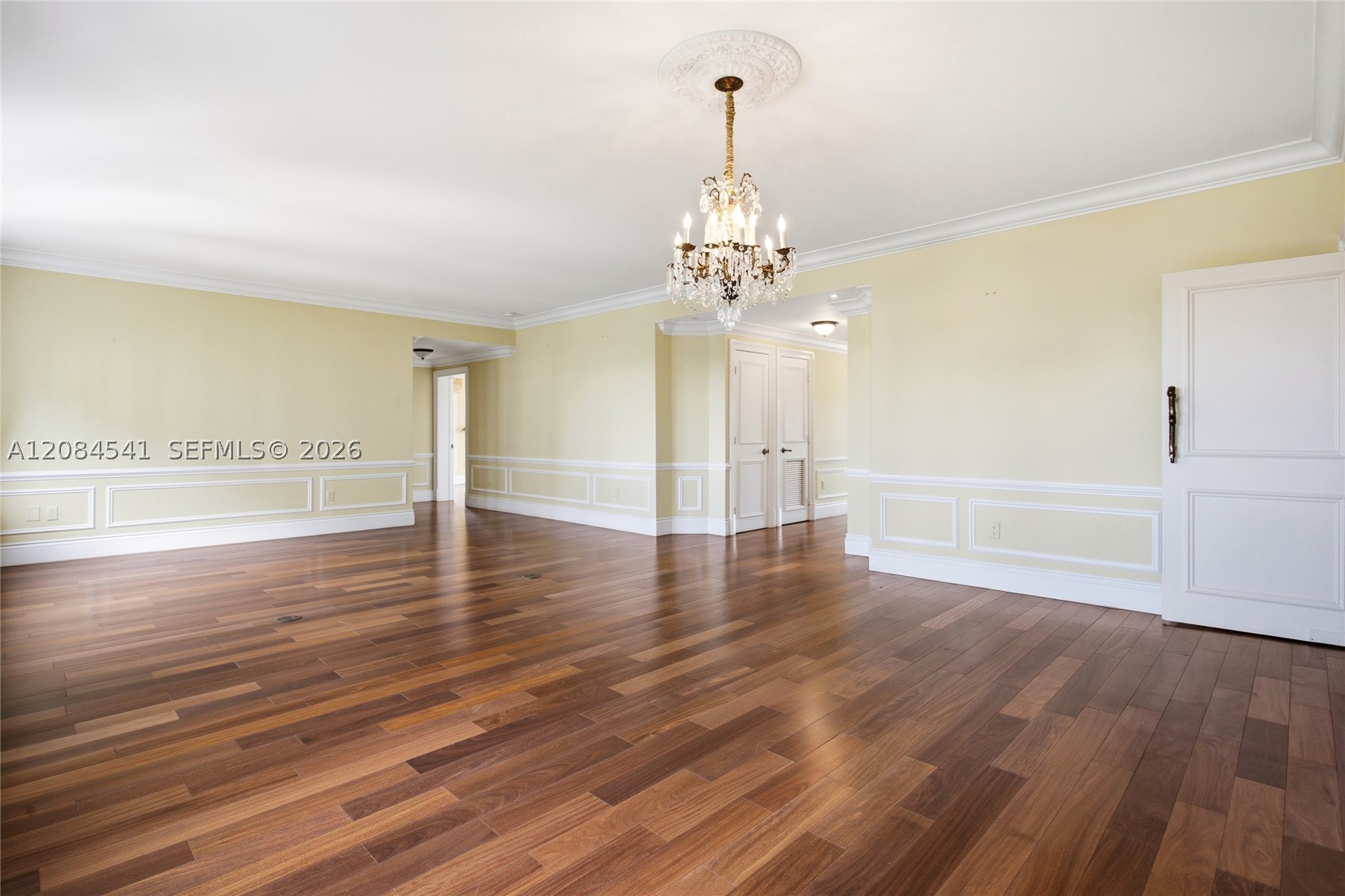 2600 Segovia St 703 Property Photo 31