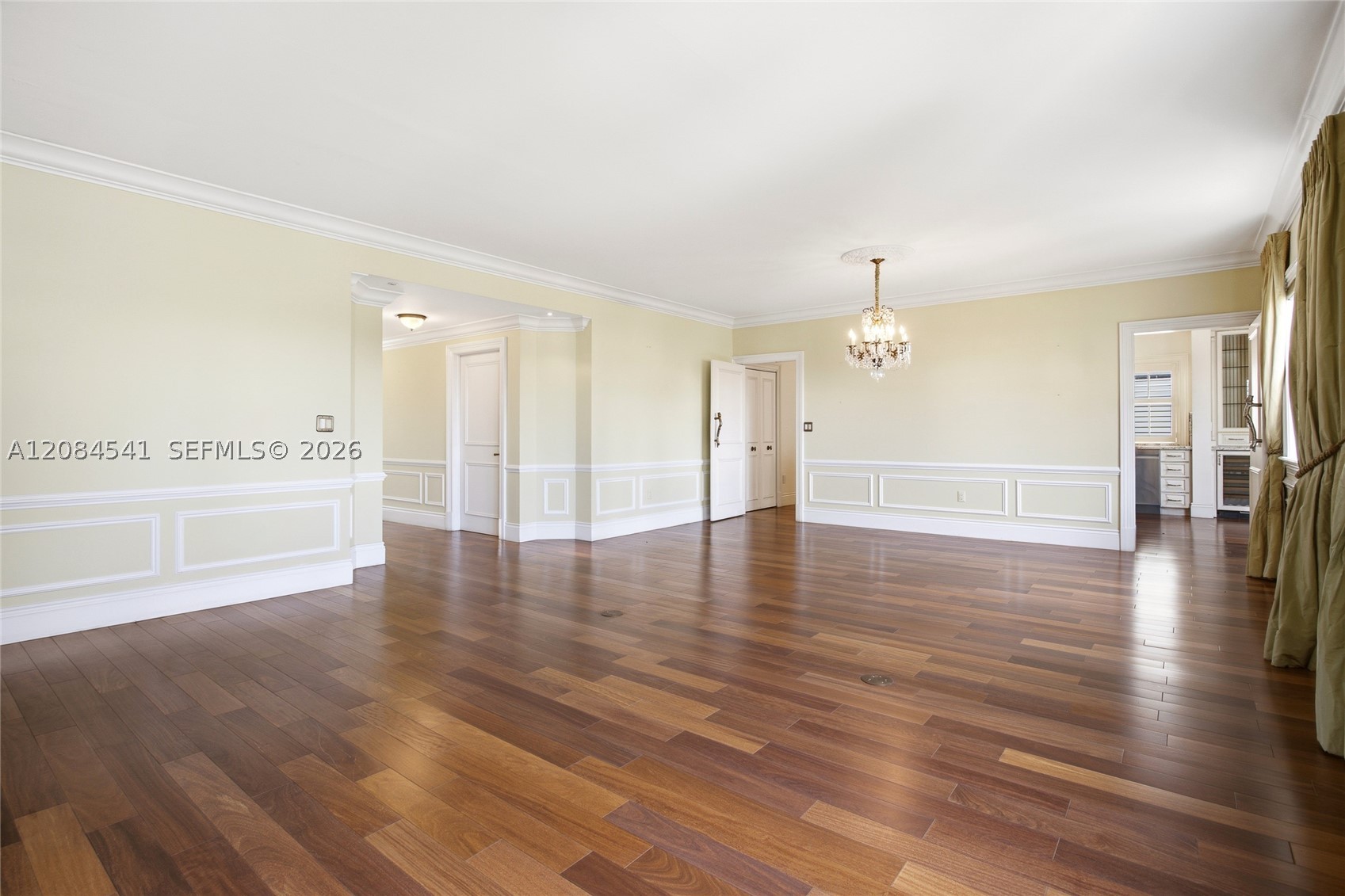 2600 Segovia St 703 Property Photo 32
