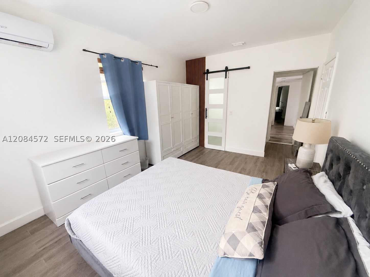 1430 Ne 149th St #b Property Photo 3