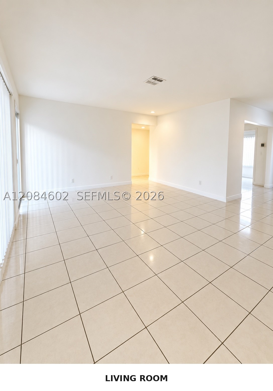 5219 Sw 43rd Ter 2 Property Photo 2