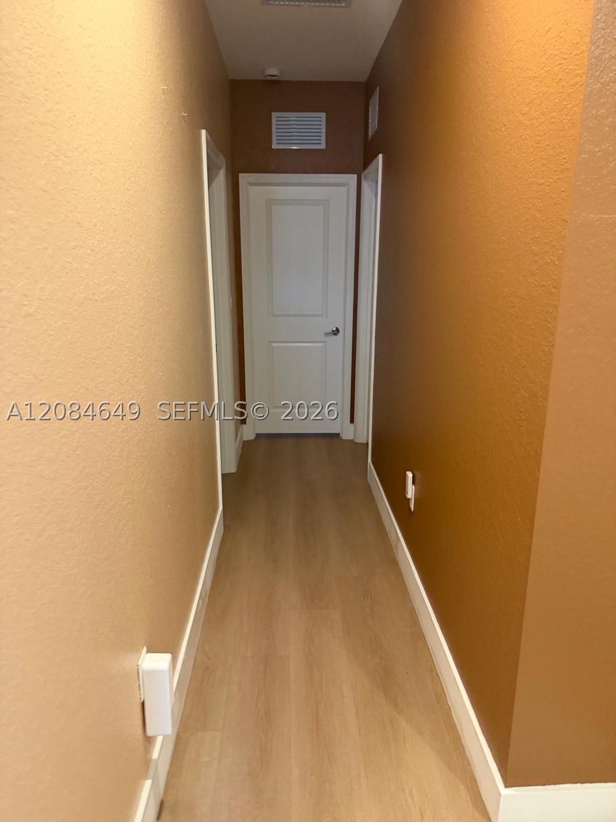2618 Se 9th St Property Photo 11