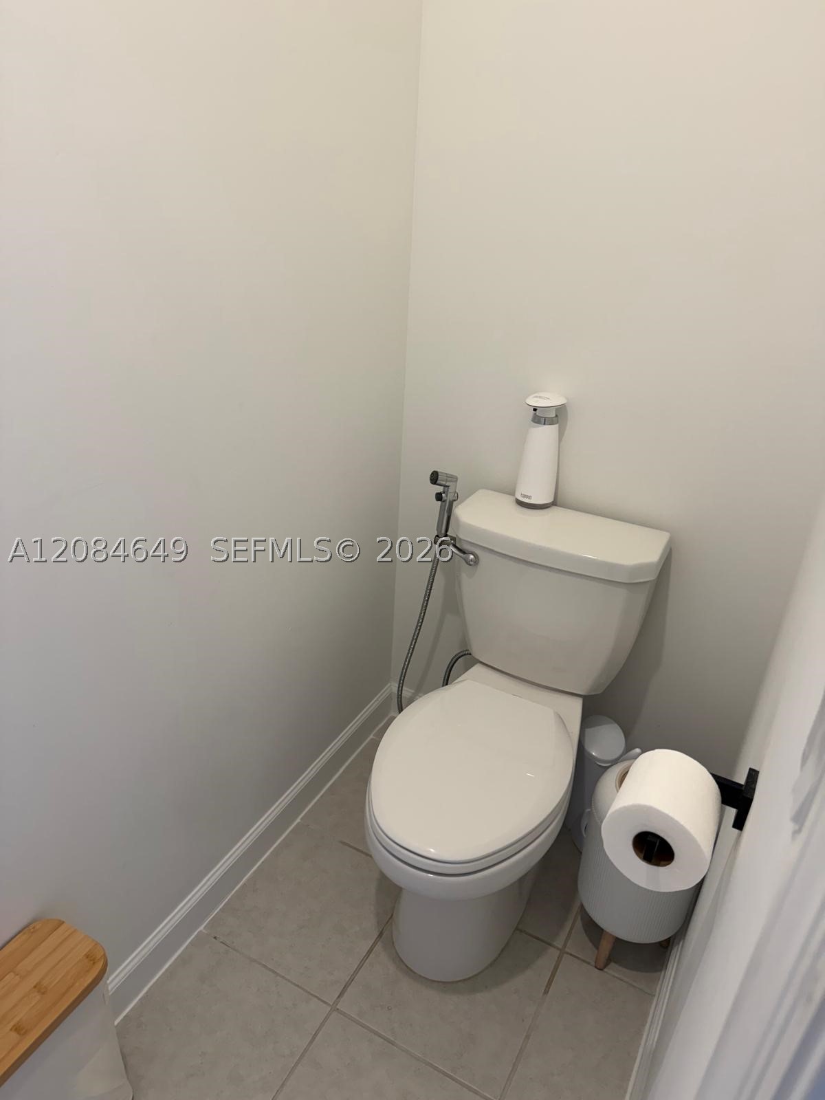 2618 Se 9th St Property Photo 13