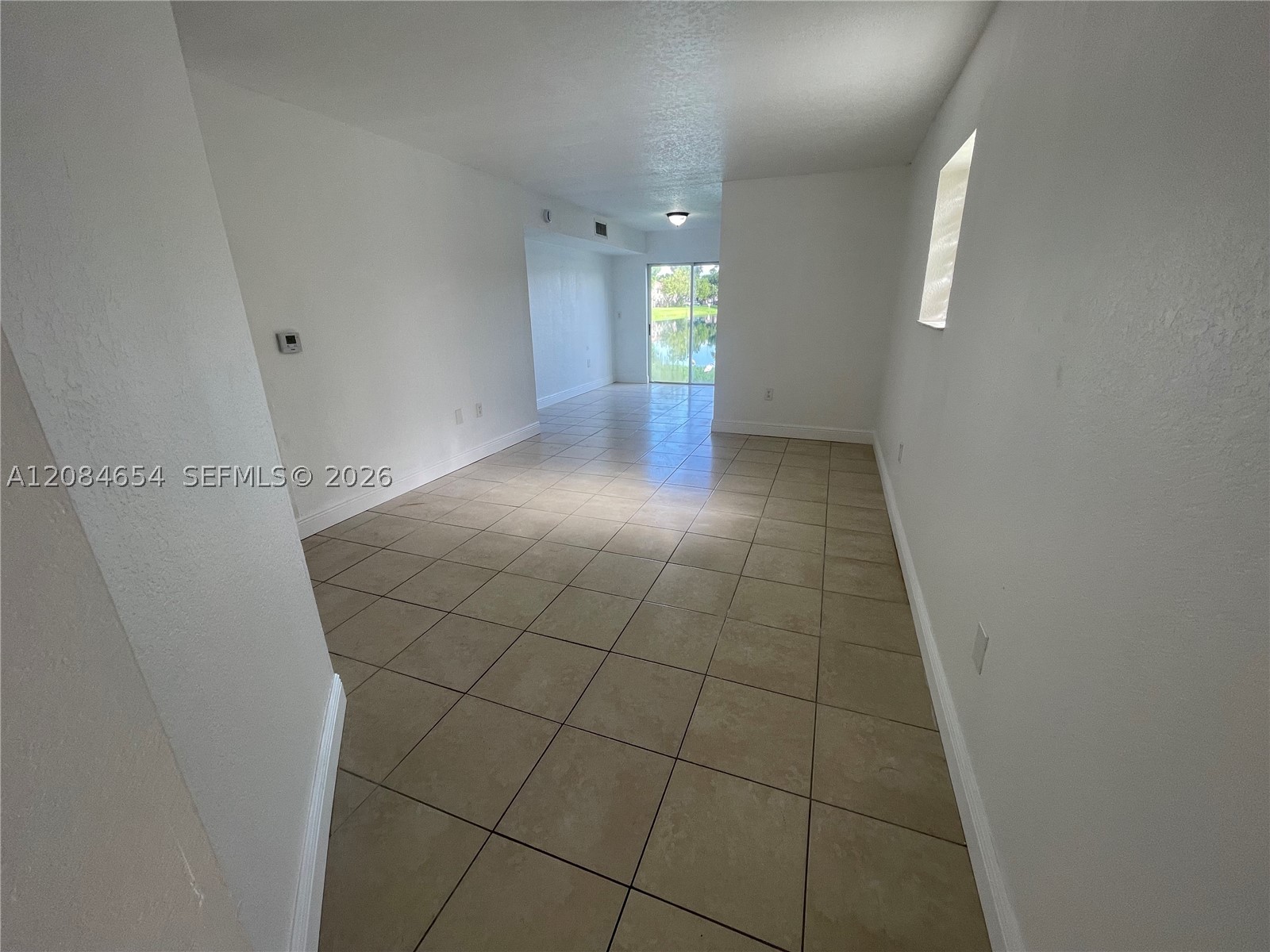 1251 Se 31st Ct 106-54 Property Photo 8
