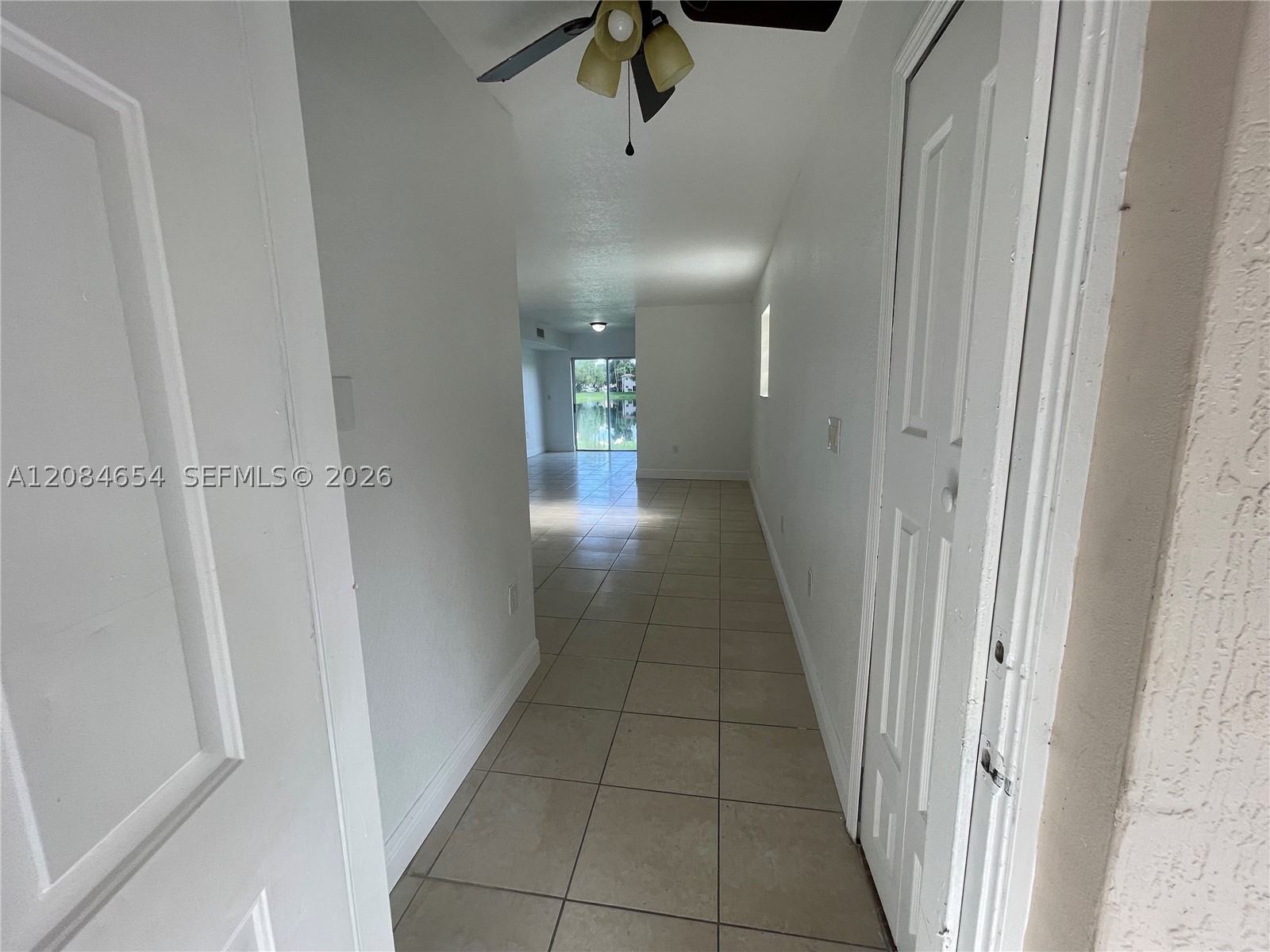 1251 Se 31st Ct 106-54 Property Photo 14