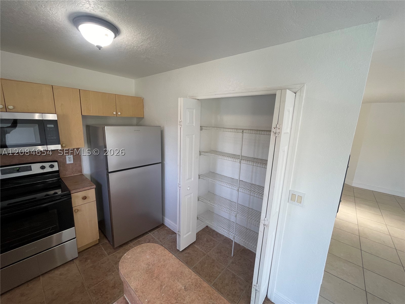 1251 Se 31st Ct 106-54 Property Photo 18