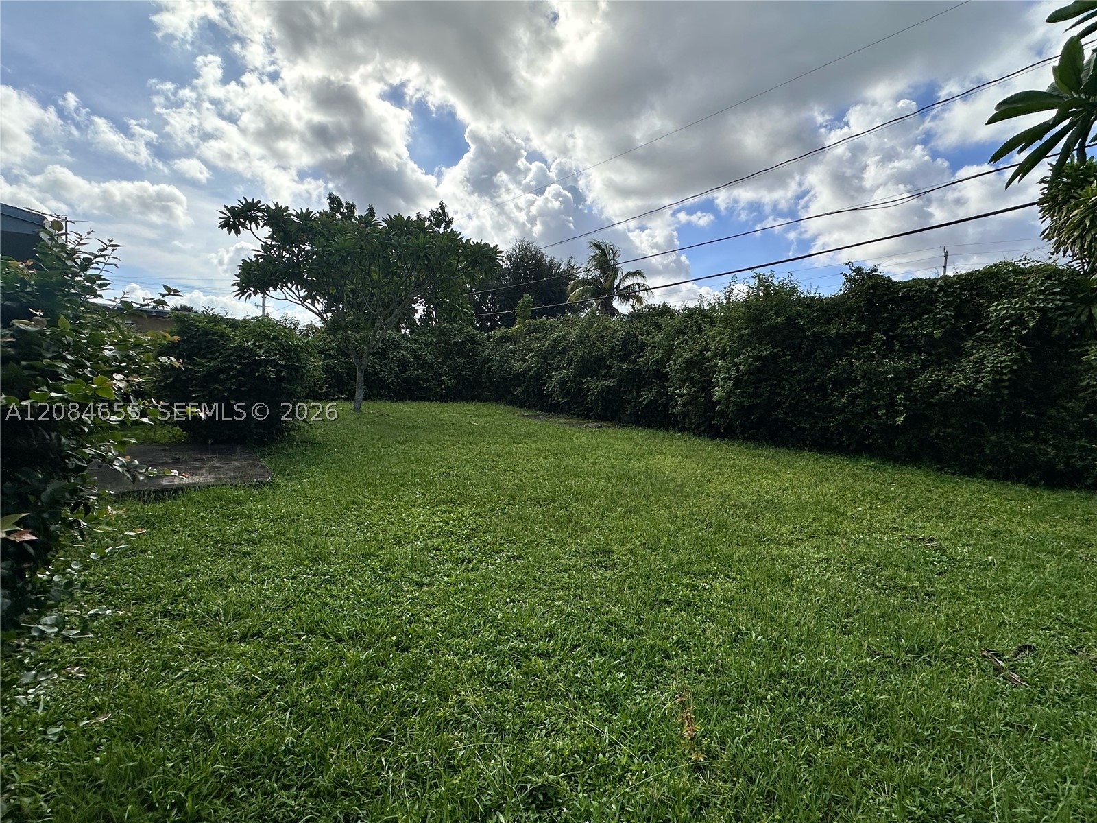 1410 Nw 174th St Property Photo 4