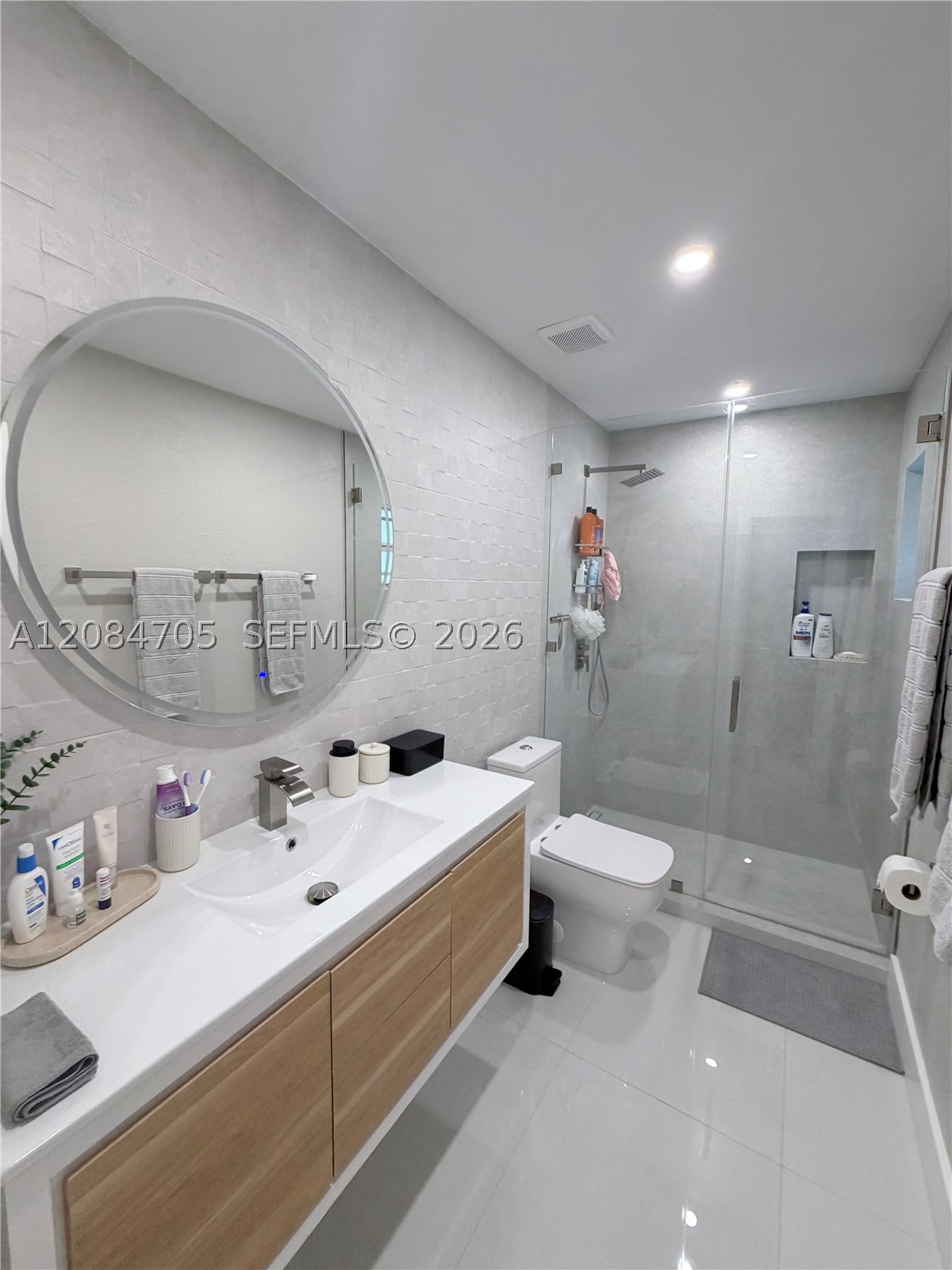 2221 Nw 170th St Property Photo 11