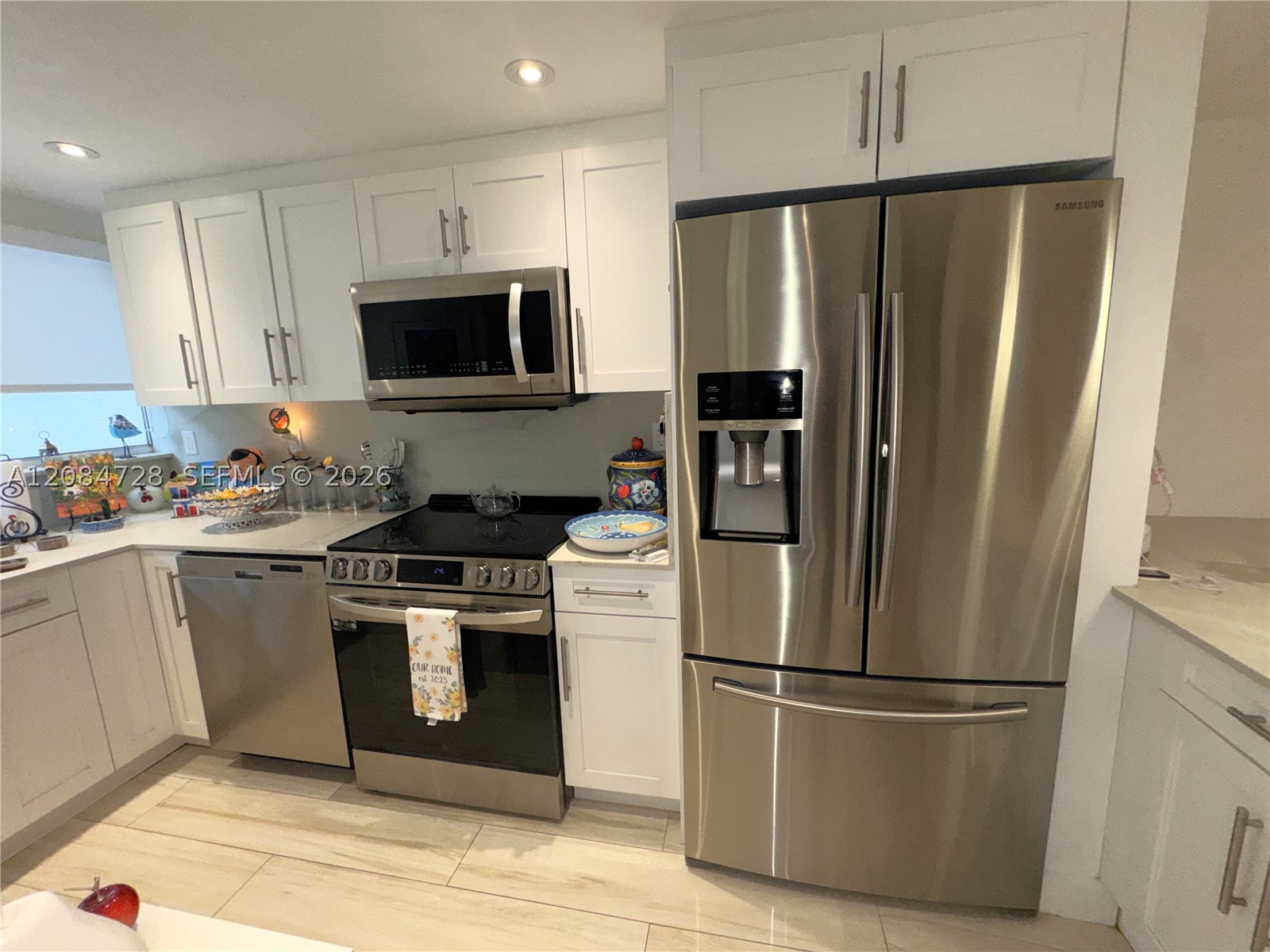 1910 Sw 17th Ave 8 Property Photo 5