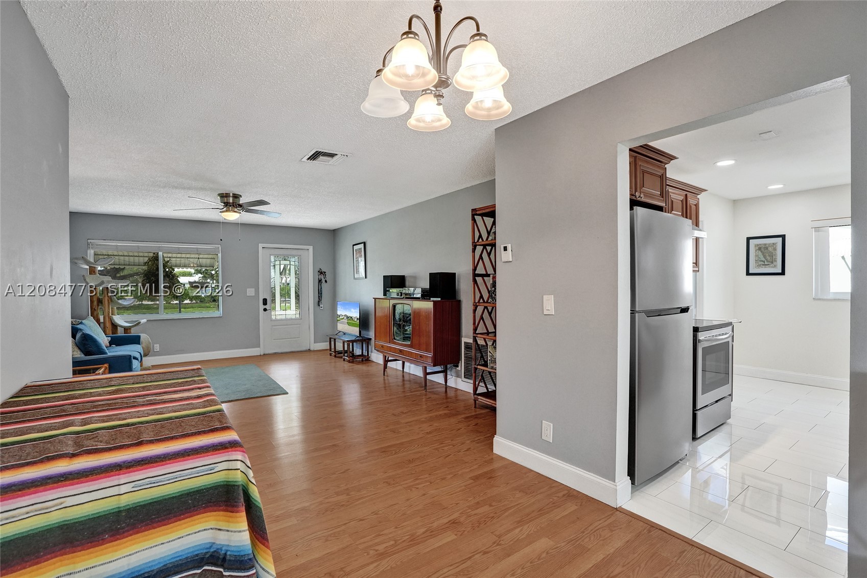 2083 Sw 13th Ave Property Photo 15