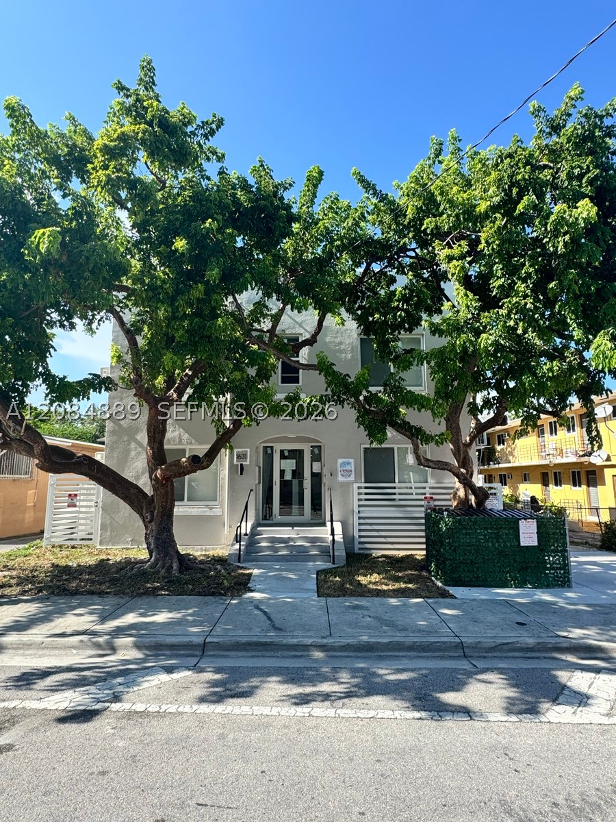 1631 NW 3 St 8 Property Photo 1