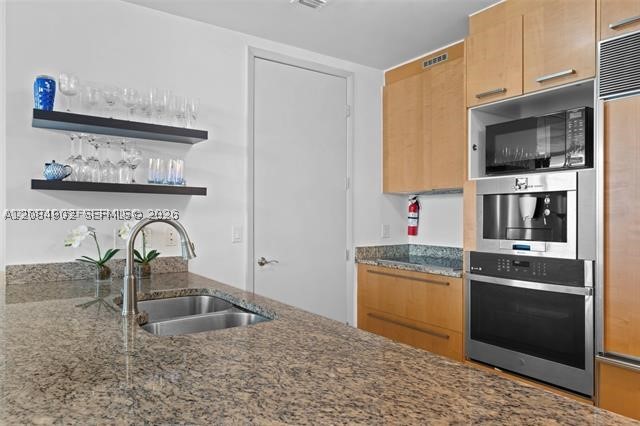 15901 Collins Ave 1502 Property Photo 5