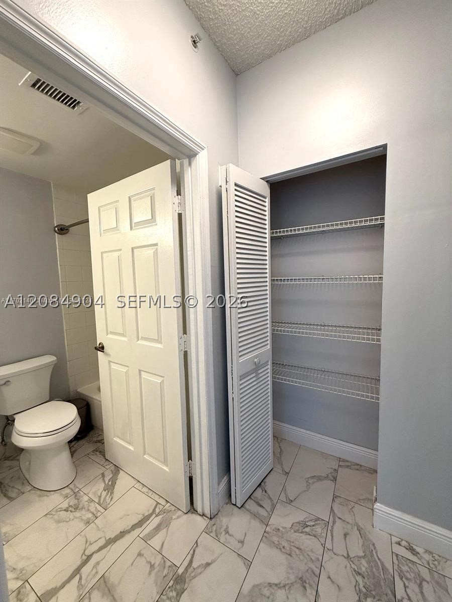 2015 Se 10th Ave 127 Property Photo 16