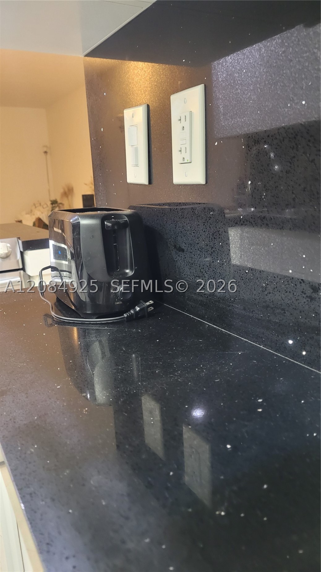 2899 Collins Ave 606 Property Photo 17