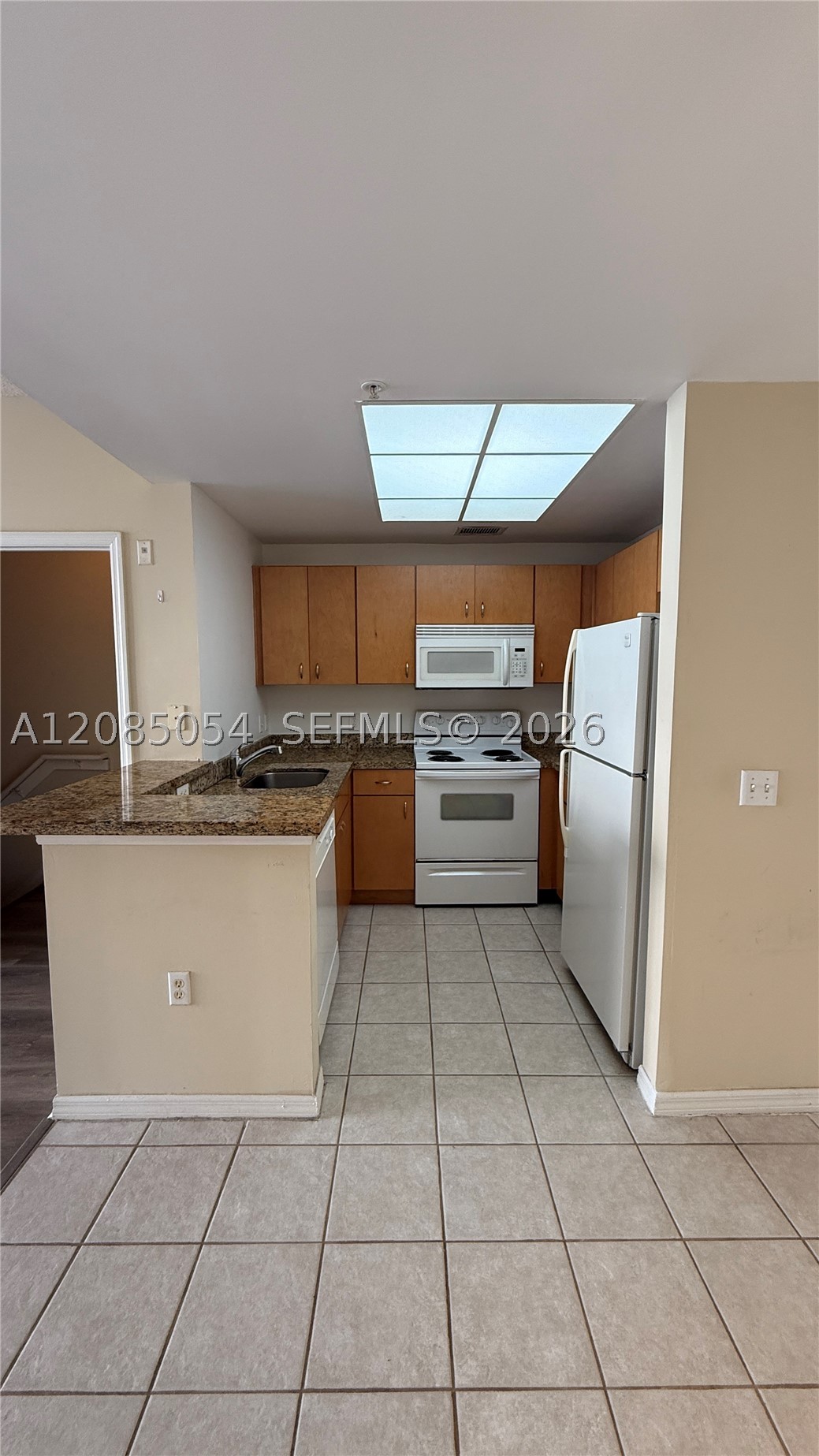 2107 Se 10th Ave 827 Property Photo 13