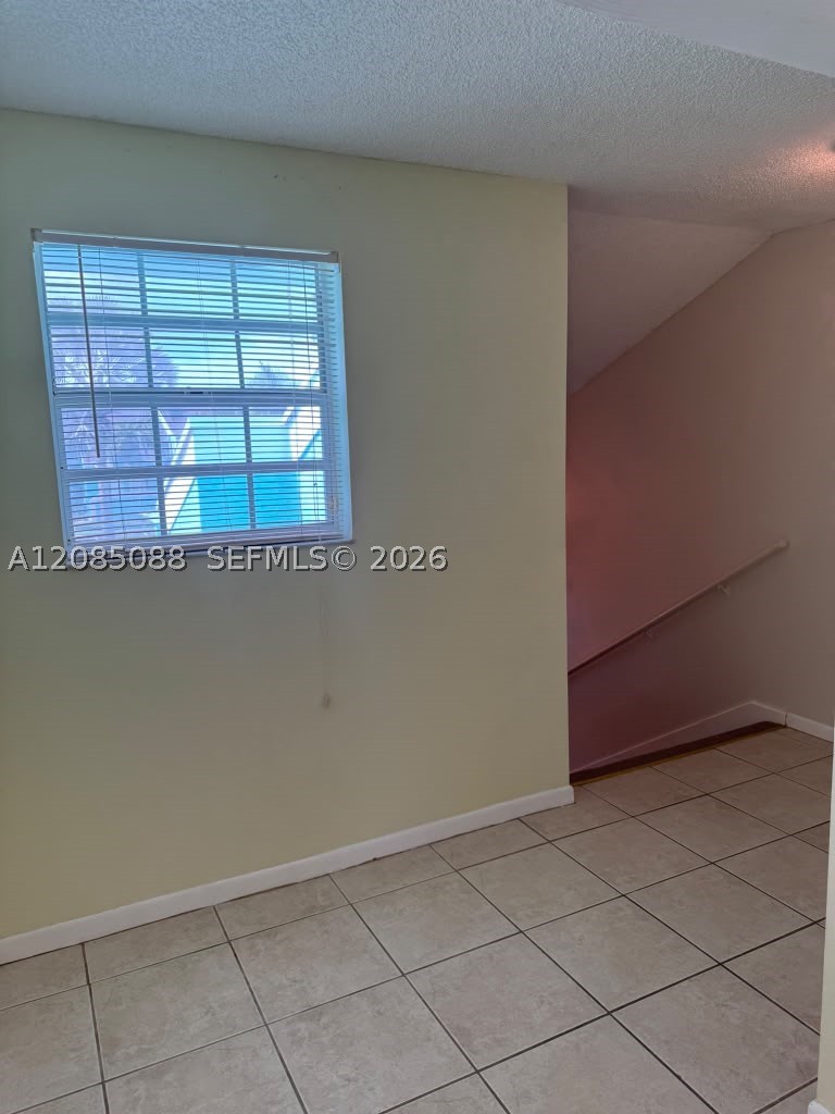 2610 Se 20th Ct 205-a Property Photo 6