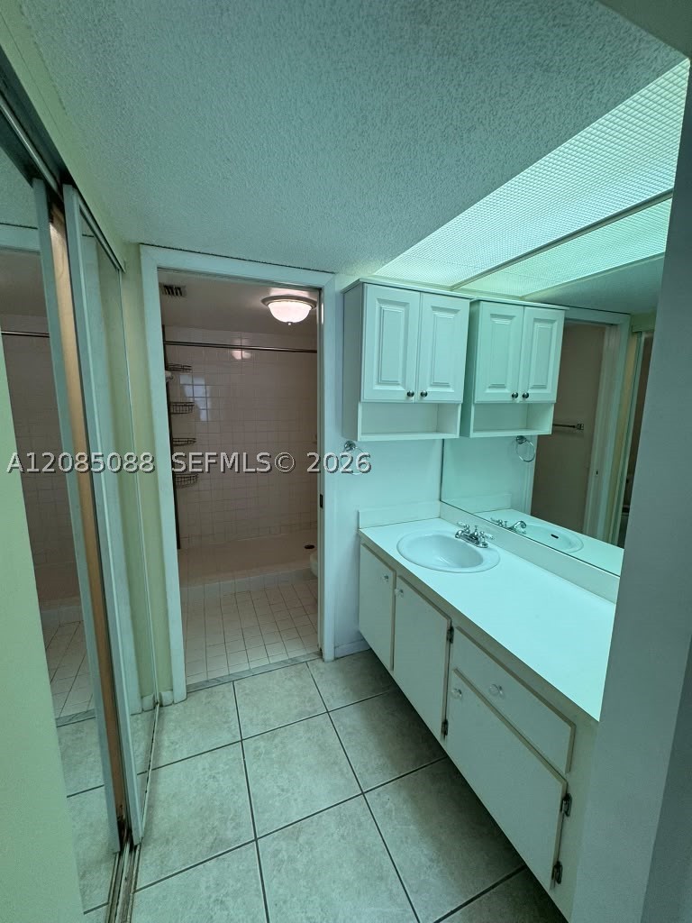 2610 Se 20th Ct 205-a Property Photo 16