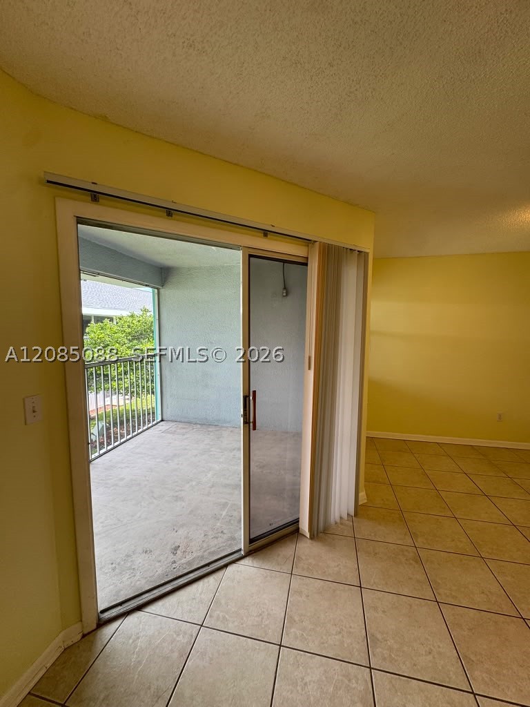 2610 Se 20th Ct 205-a Property Photo 17