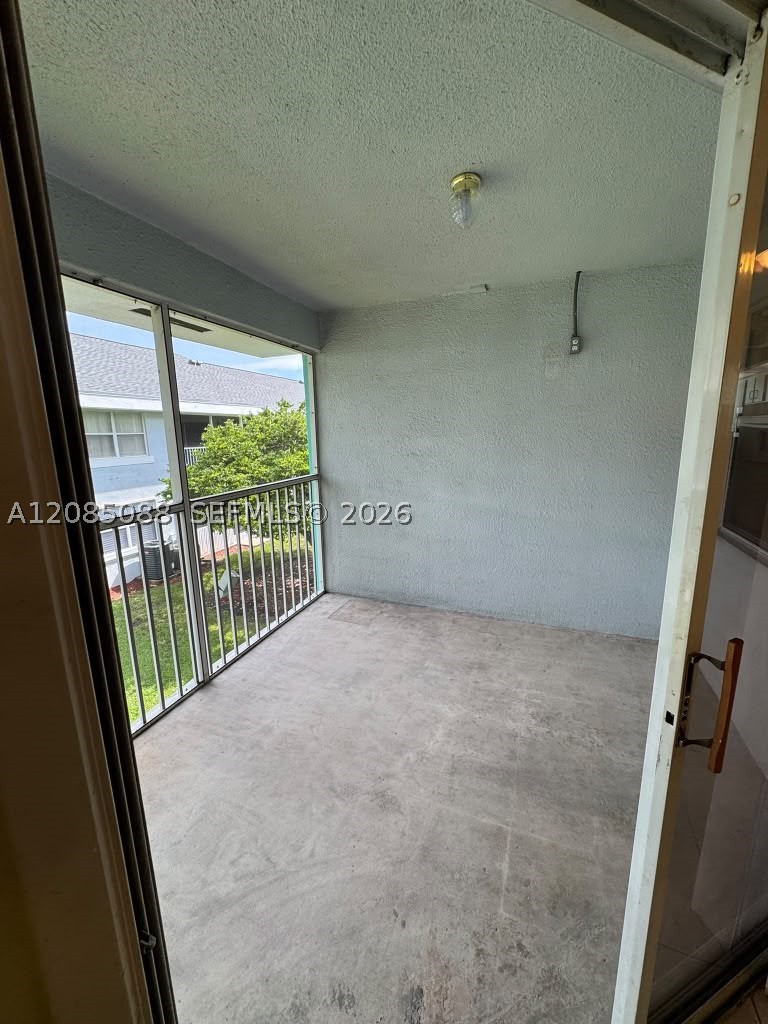2610 Se 20th Ct 205-a Property Photo 19
