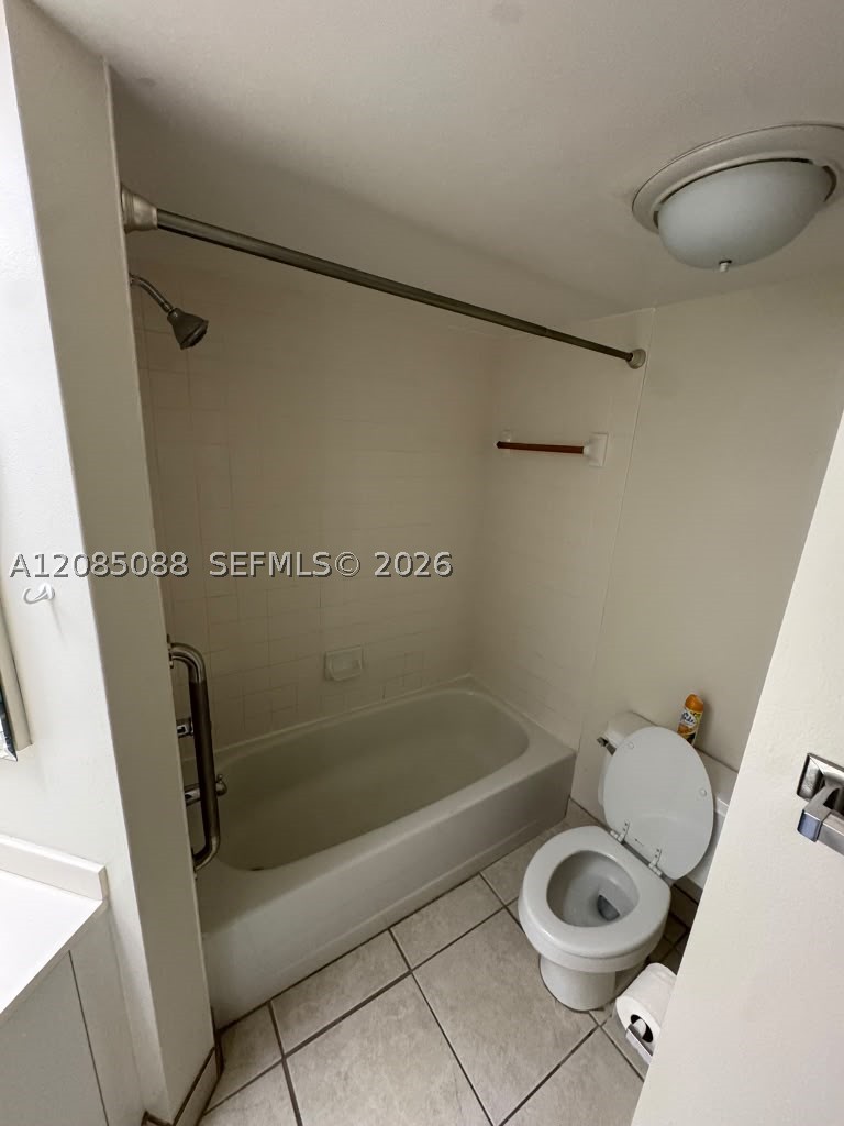 2610 Se 20th Ct 205-a Property Photo 21