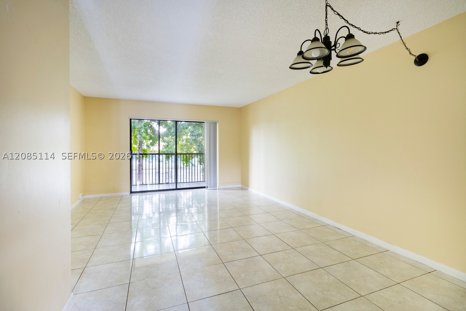 9022 Nw 28th Dr 2-307 Property Photo 2