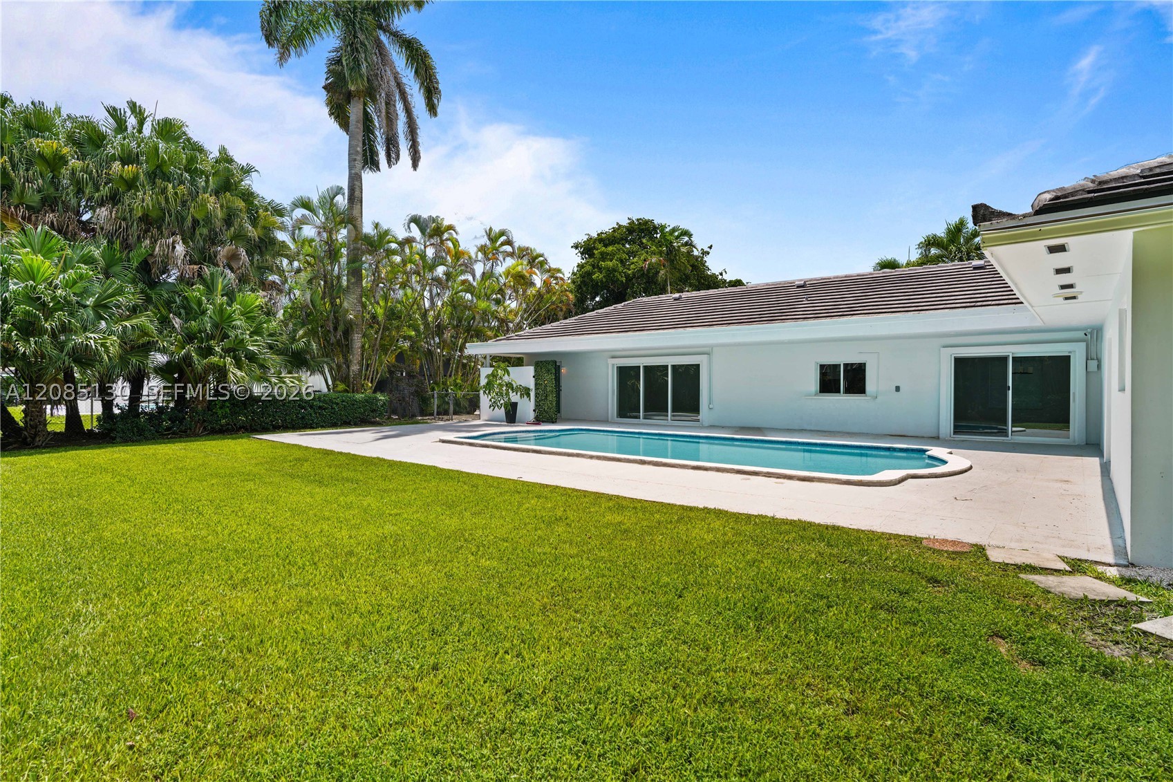 15305 Sw 78th Ct Property Photo 11
