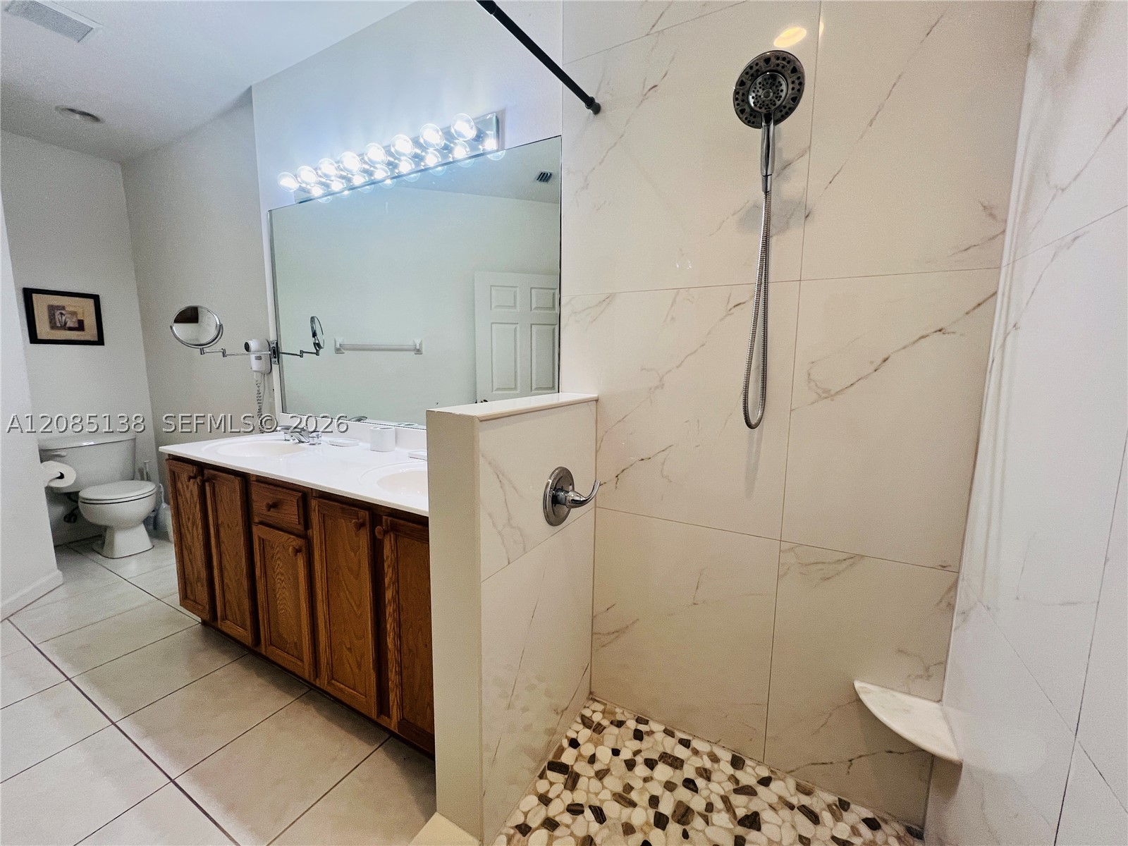 8035 Carnoustie Pl 4222 Property Photo 7