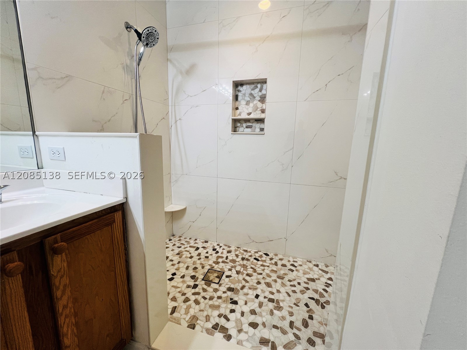 8035 Carnoustie Pl 4222 Property Photo 8