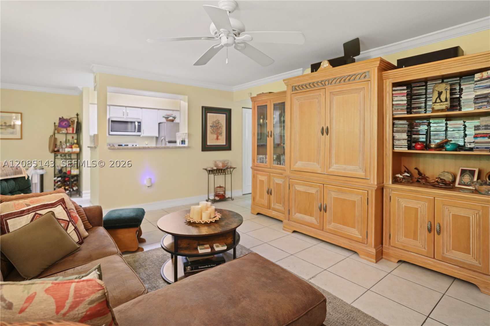 2440 Nw 33rd St 1803 Property Photo 2