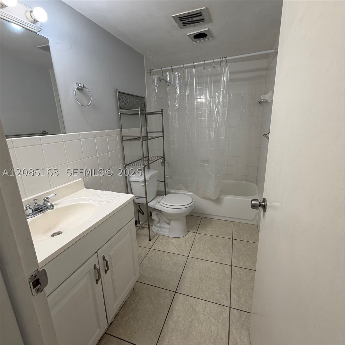 2175 Ne 170th St 307 Property Photo 12