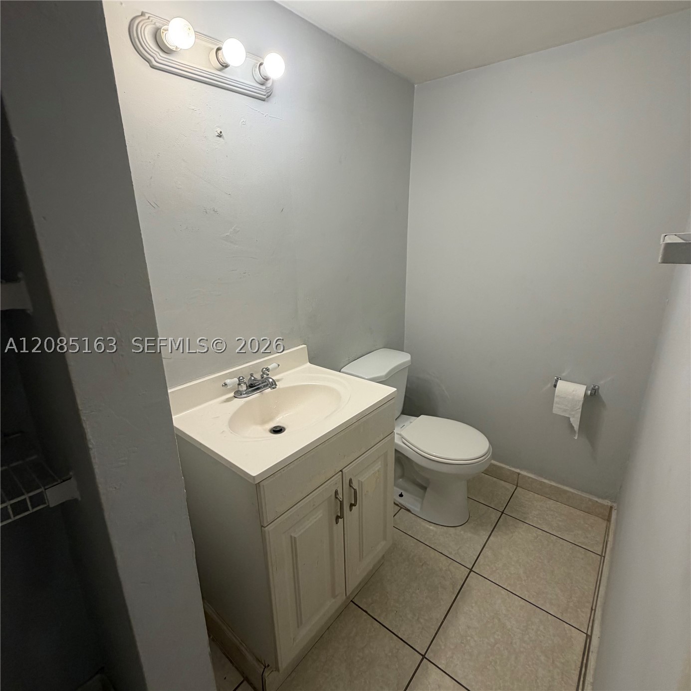 2175 Ne 170th St 307 Property Photo 14