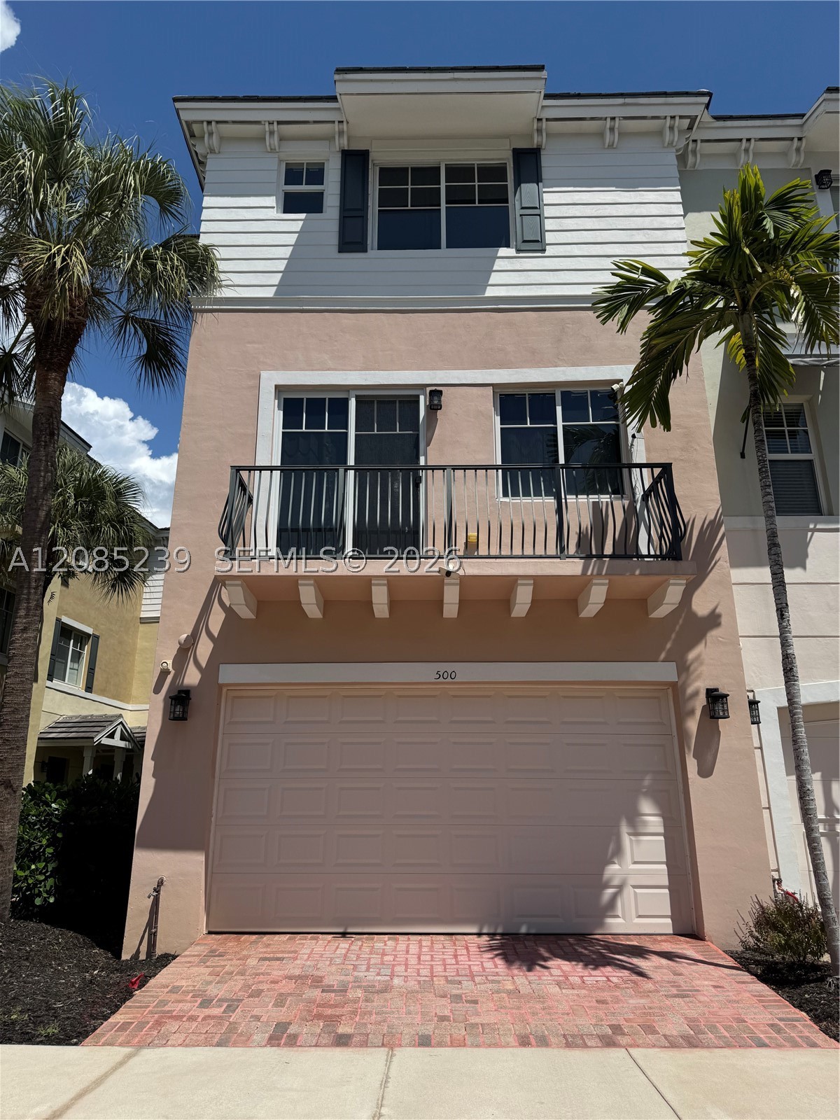 500 Nw 39th Cir Property Photo 1
