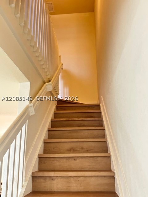 3210 Se 6th St Property Photo 8