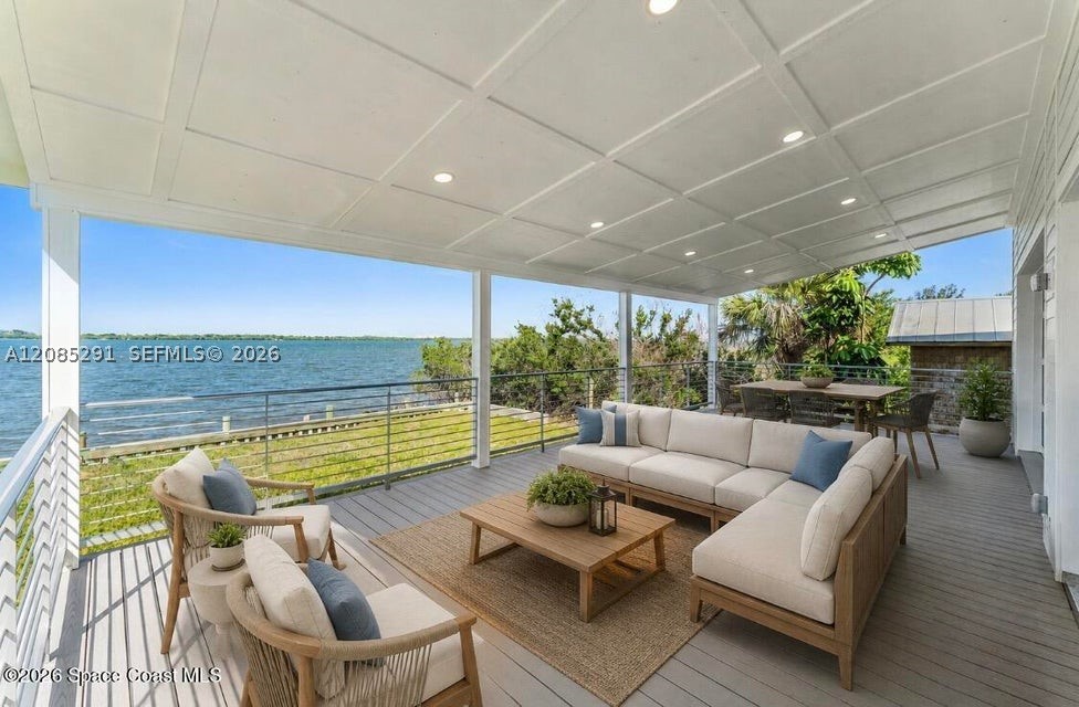 25 Vip Island Unit B Property Photo 2