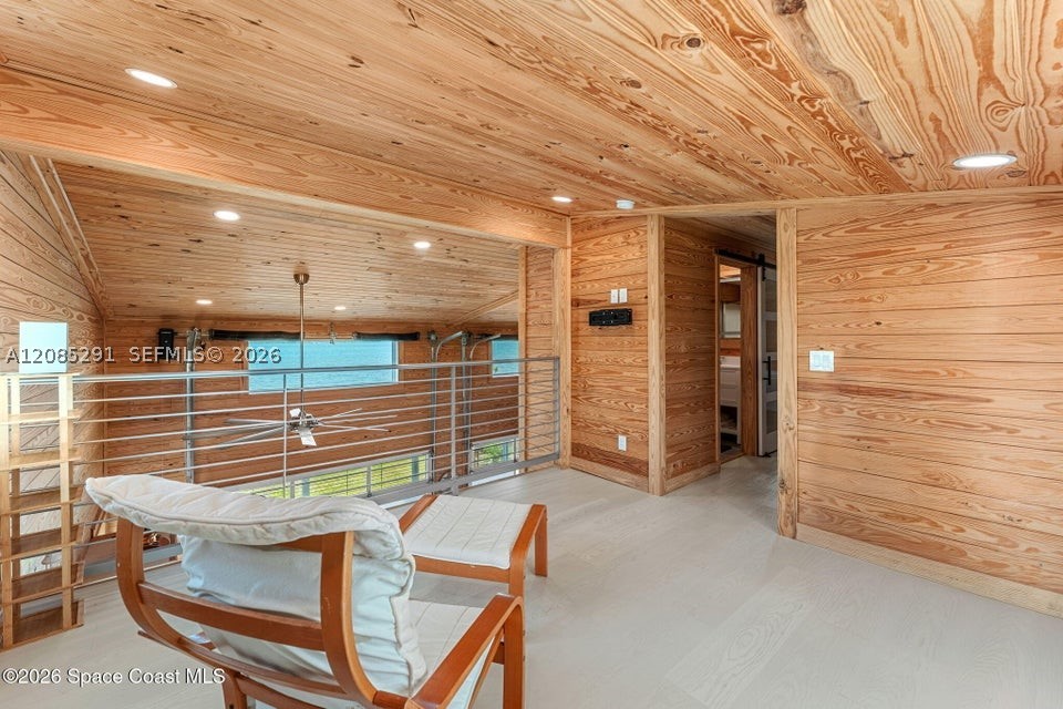 25 Vip Island Unit B Property Photo 13