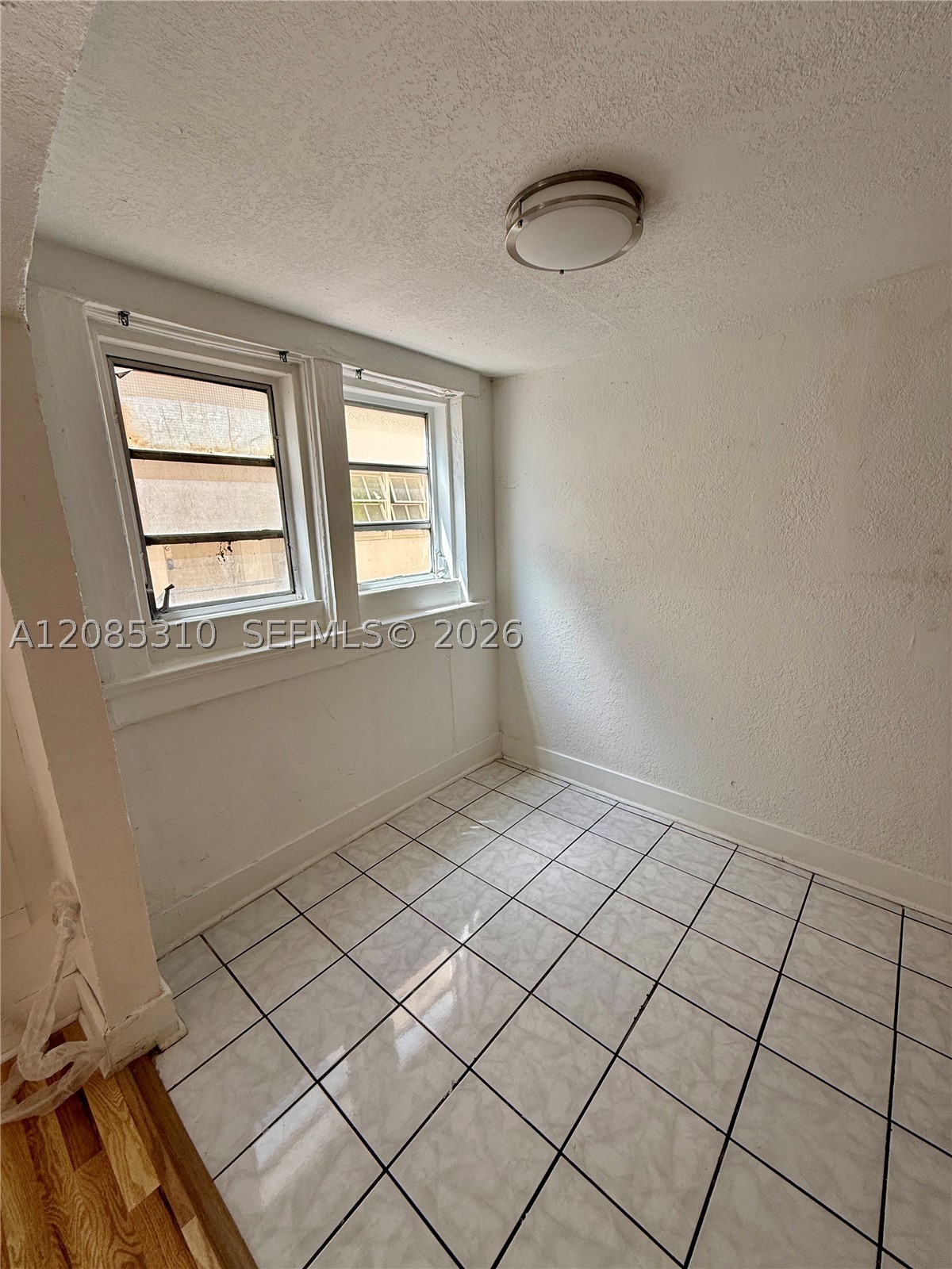 1319 Meridian Ave 108 Property Photo 4