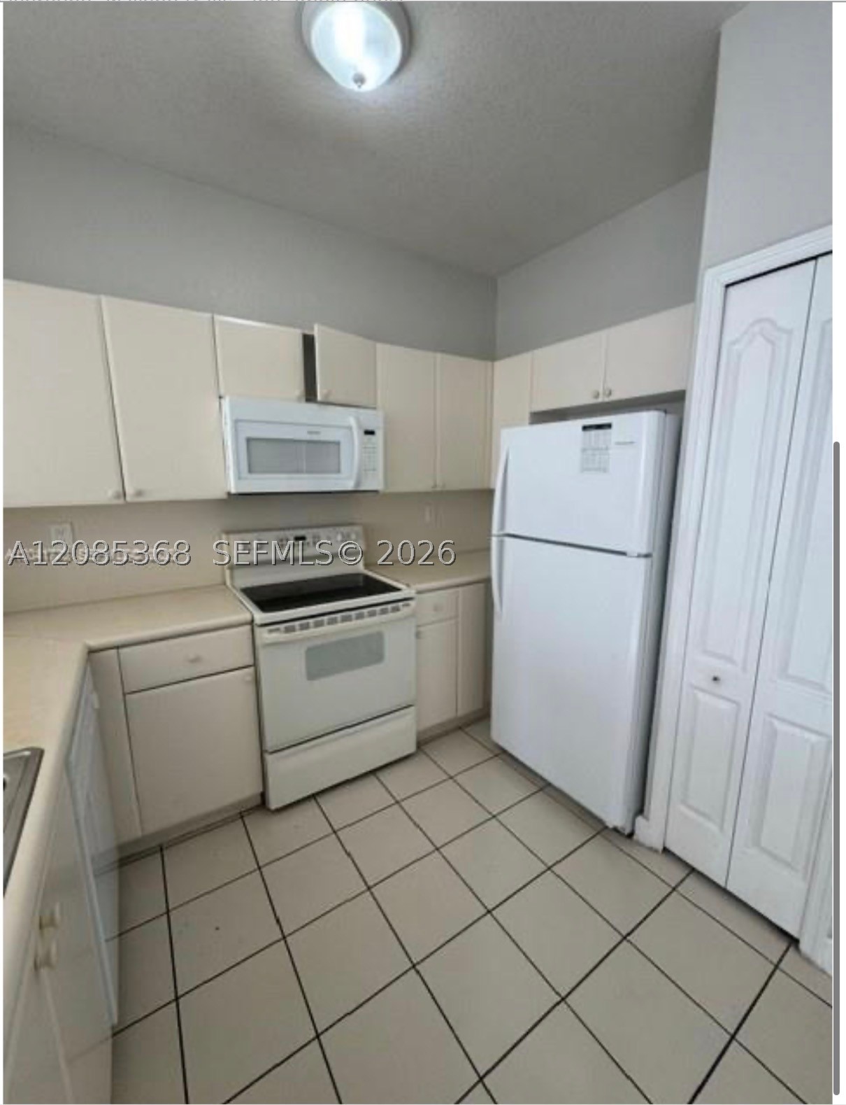 2826 Se 16th Pl 103 Property Photo 8