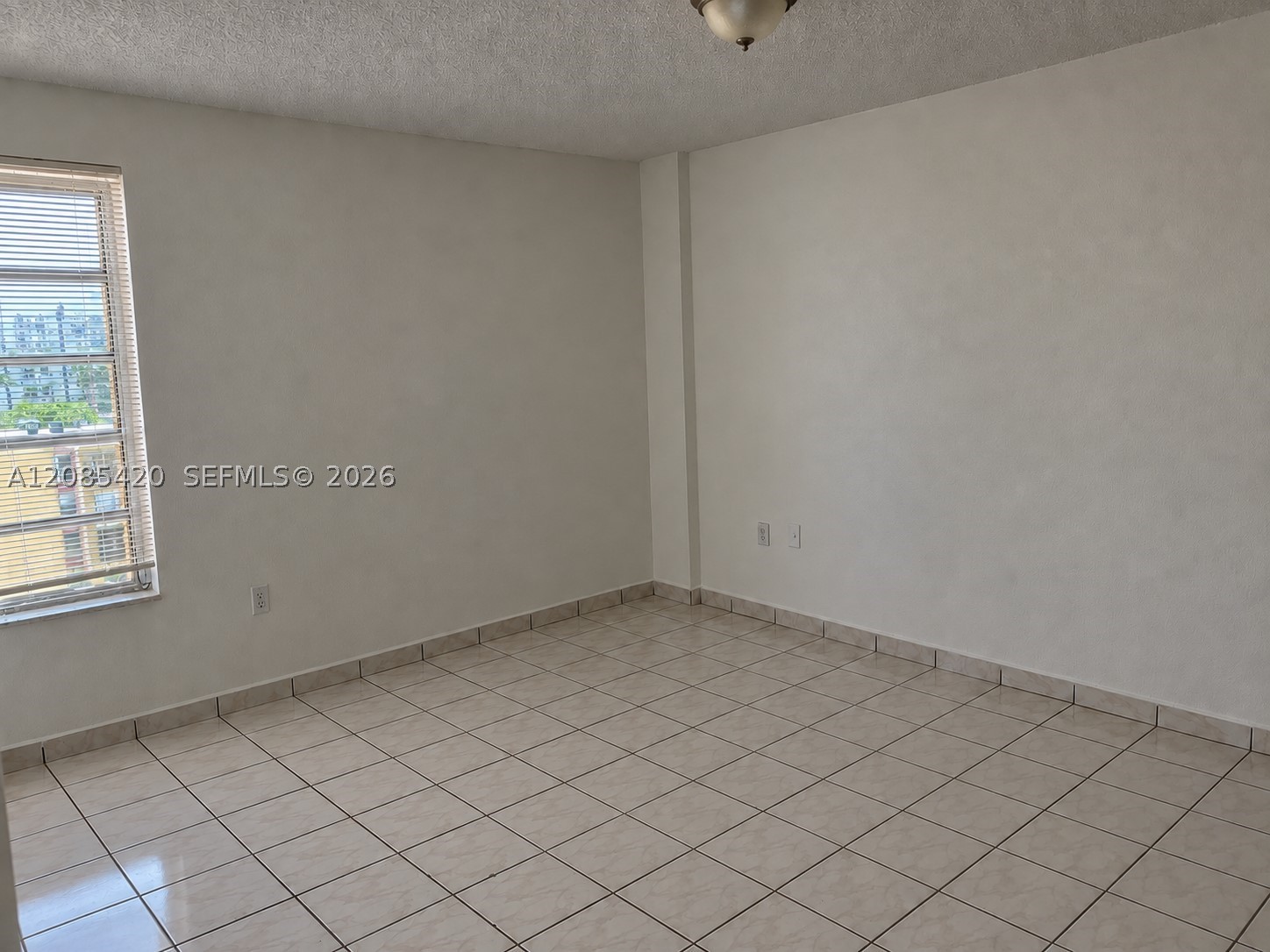4717 Nw 7th St 707-10 Property Photo 4