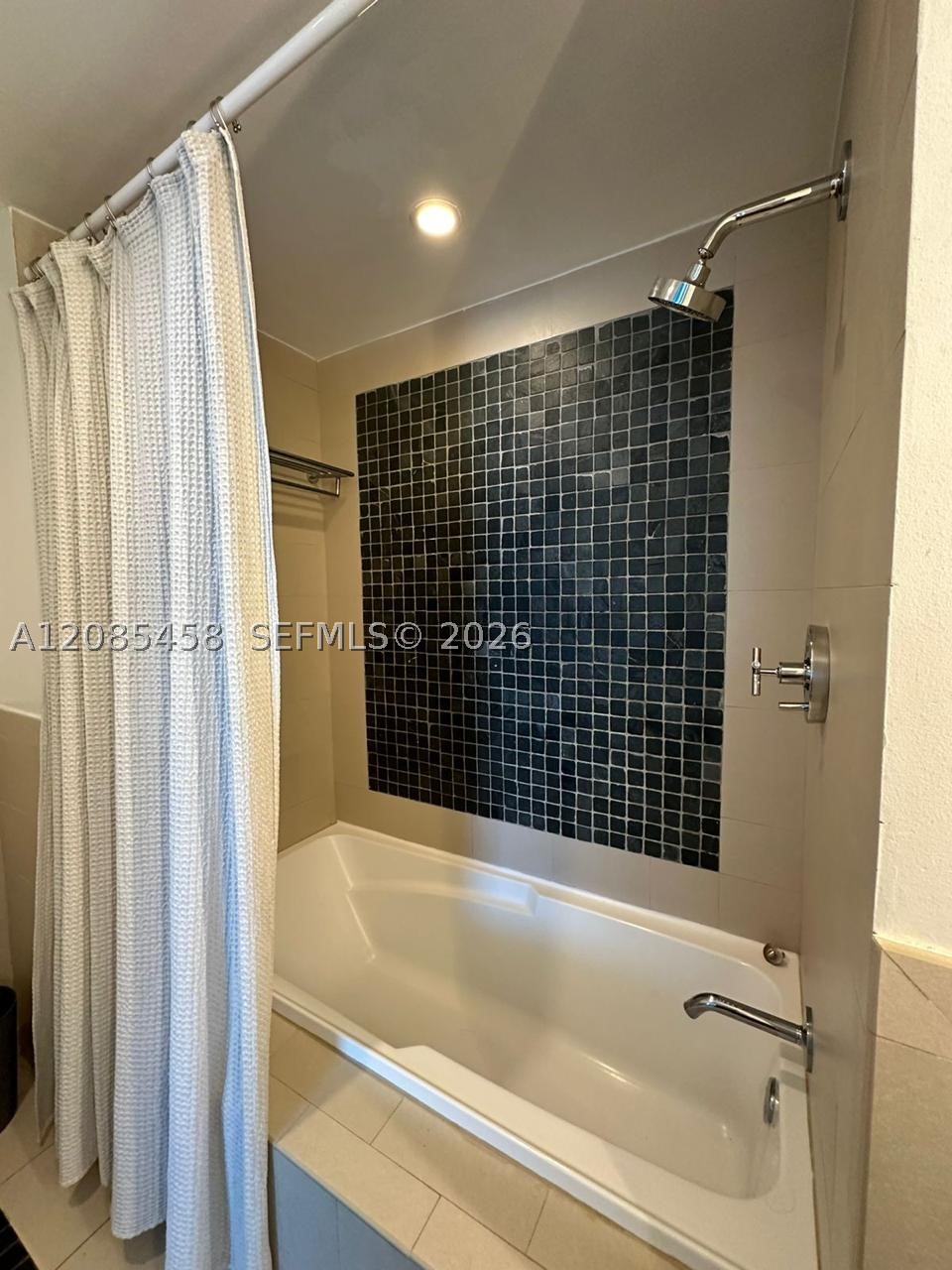 17315 Collins Ave 2006 Property Photo 22