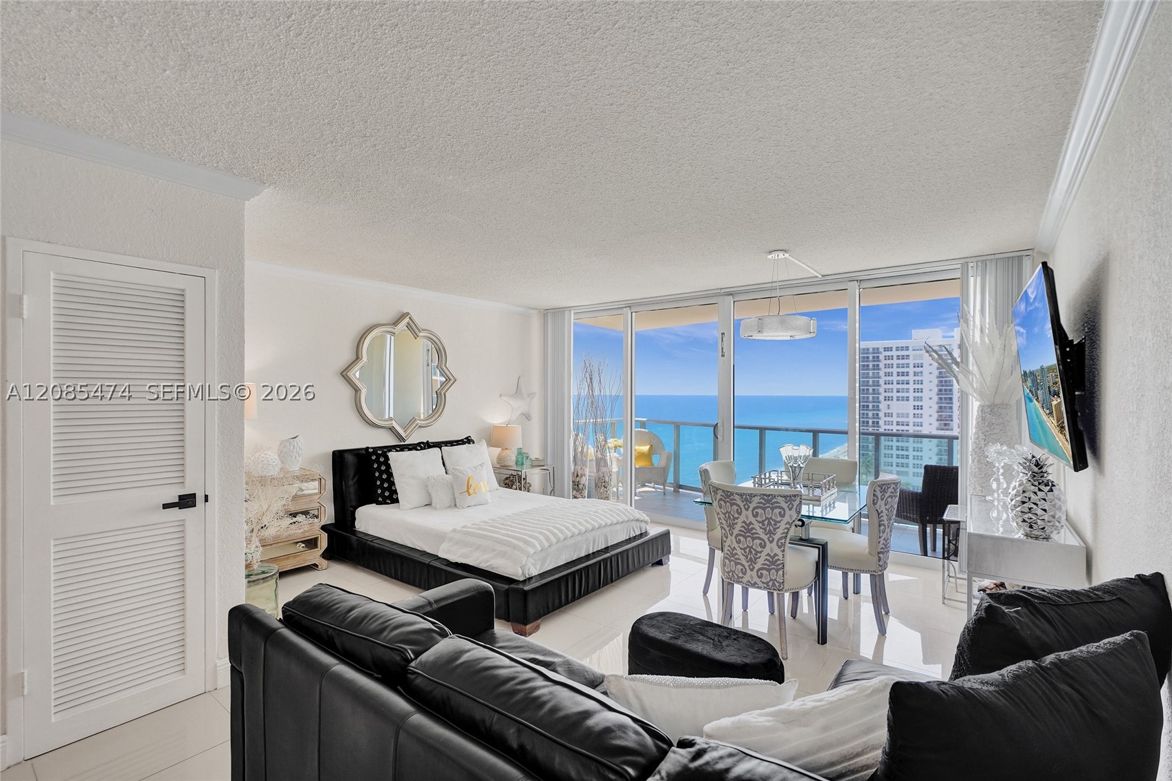 2501 S Ocean Dr 1212 (available Dec 8) Property Photo 6