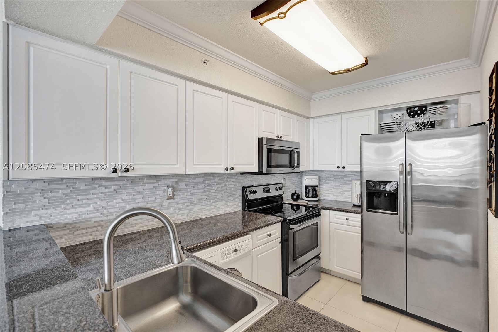 2501 S Ocean Dr 1212 (available Dec 8) Property Photo 18