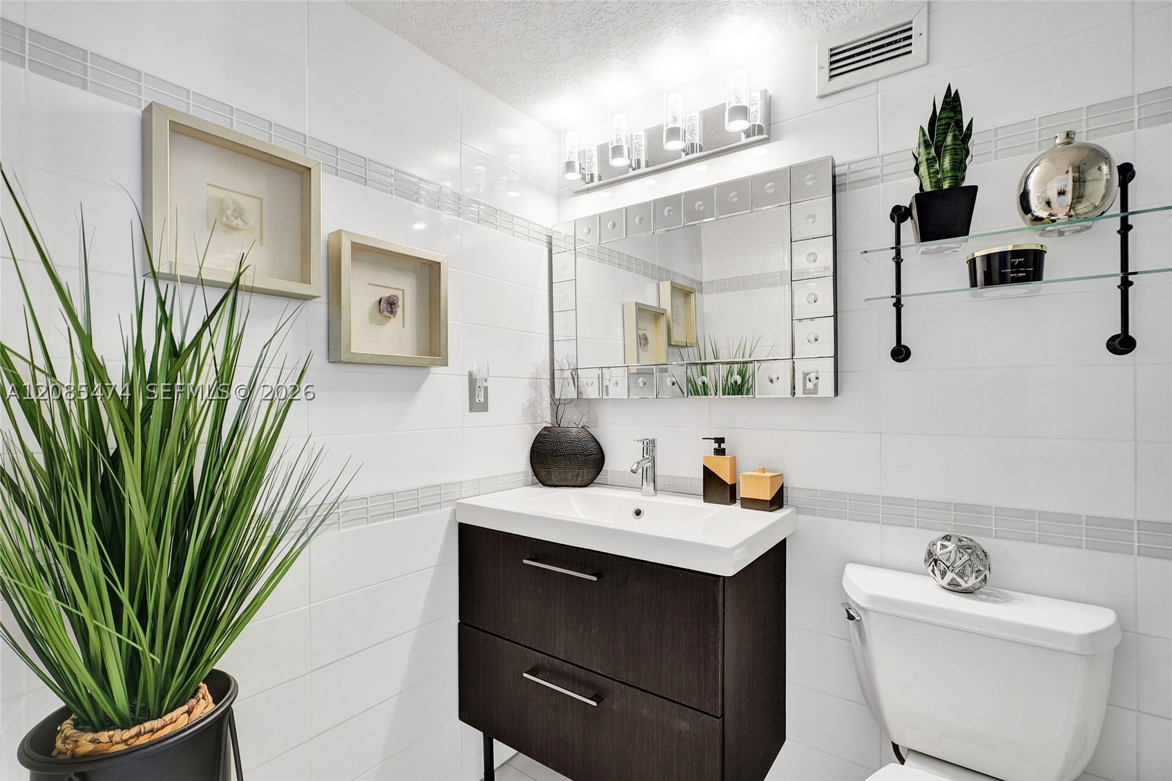 2501 S Ocean Dr 1212 (available Dec 8) Property Photo 19