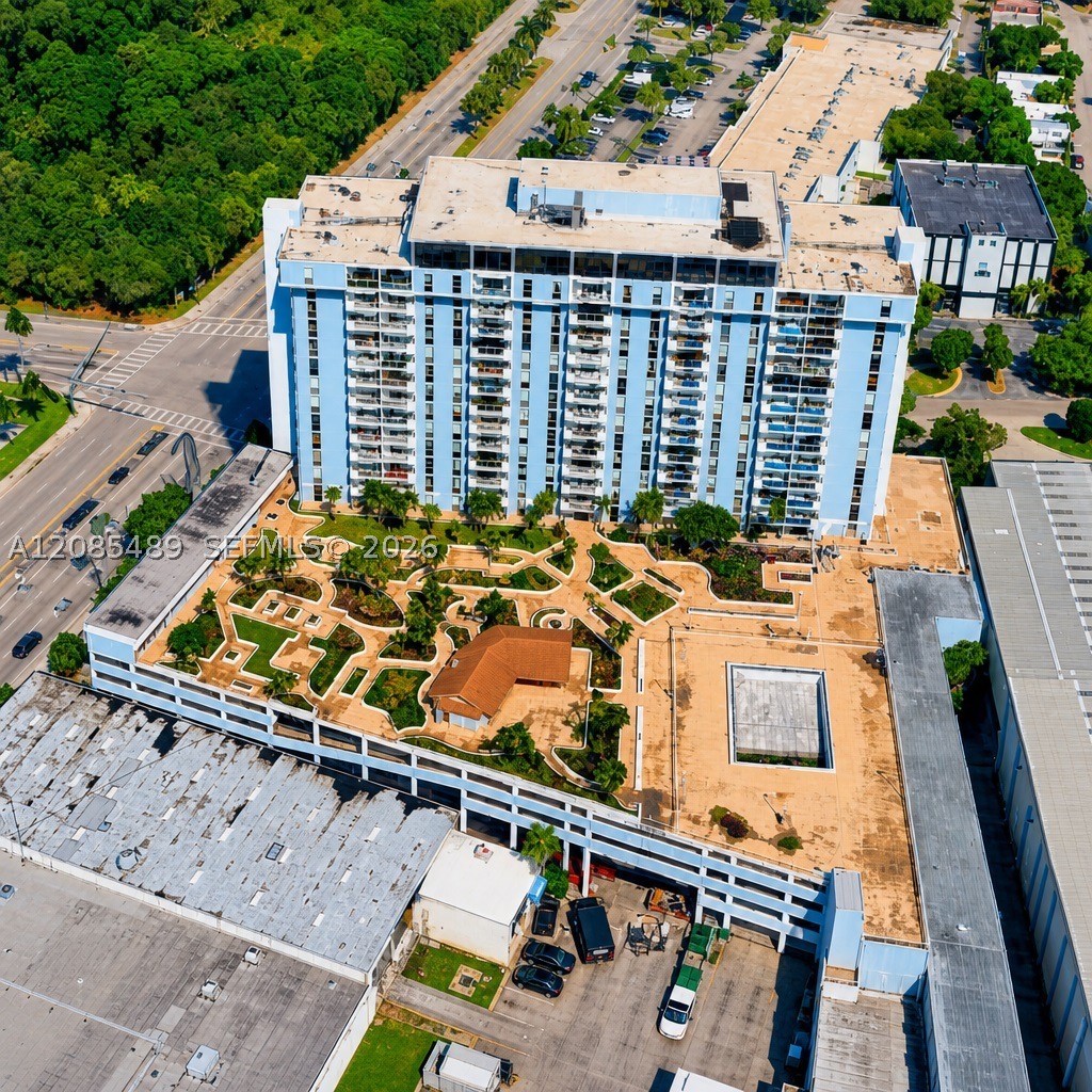 13499 Biscayne Blvd CU203 Property Photo 1