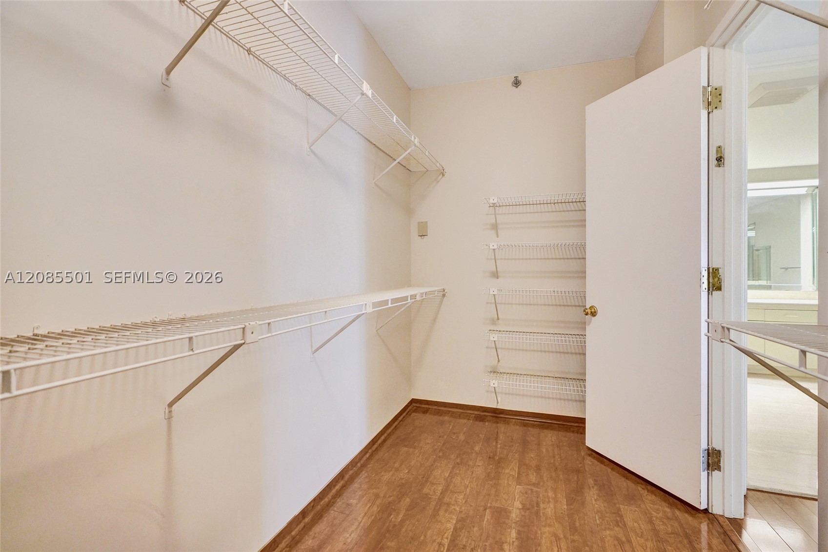 19500 Turnberry Way 23c Property Photo 11